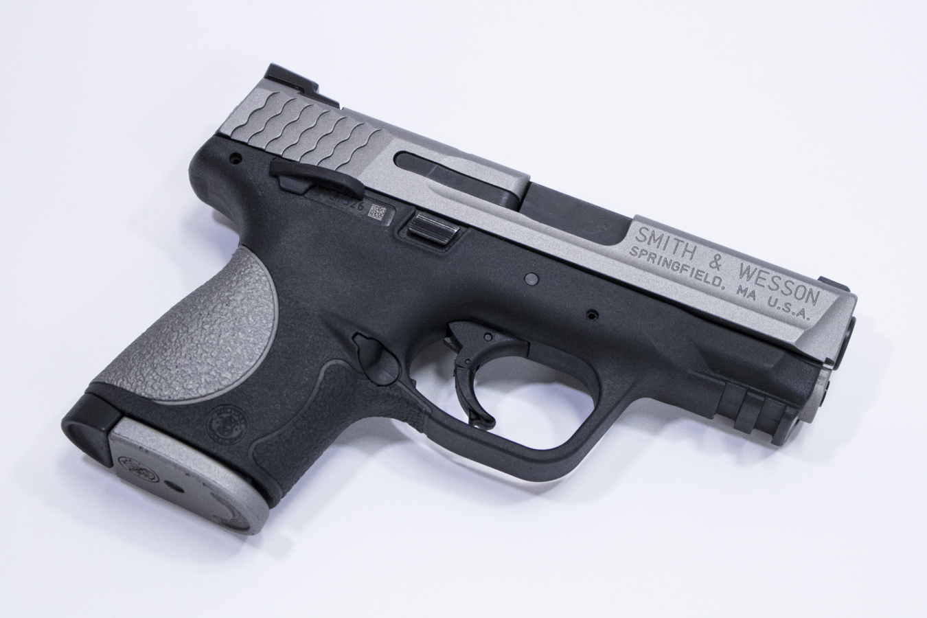 SMITH AND WESSON M&P9 Compact 9mm Police Trade-in Pistols with Cerakote Stainless Finish